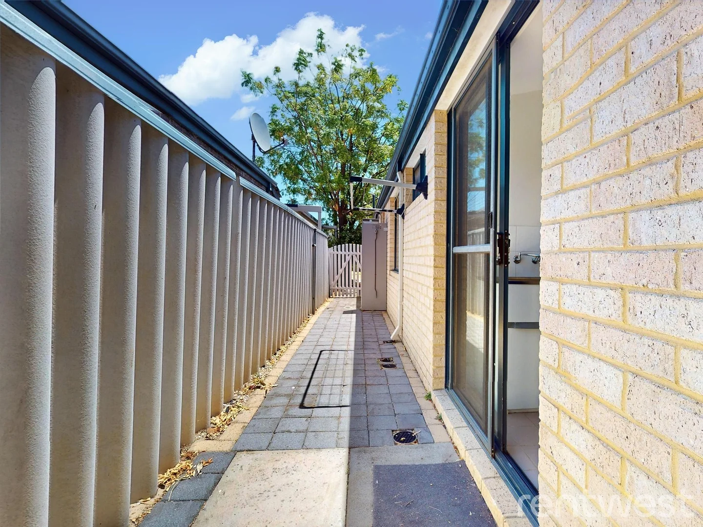 Image 10