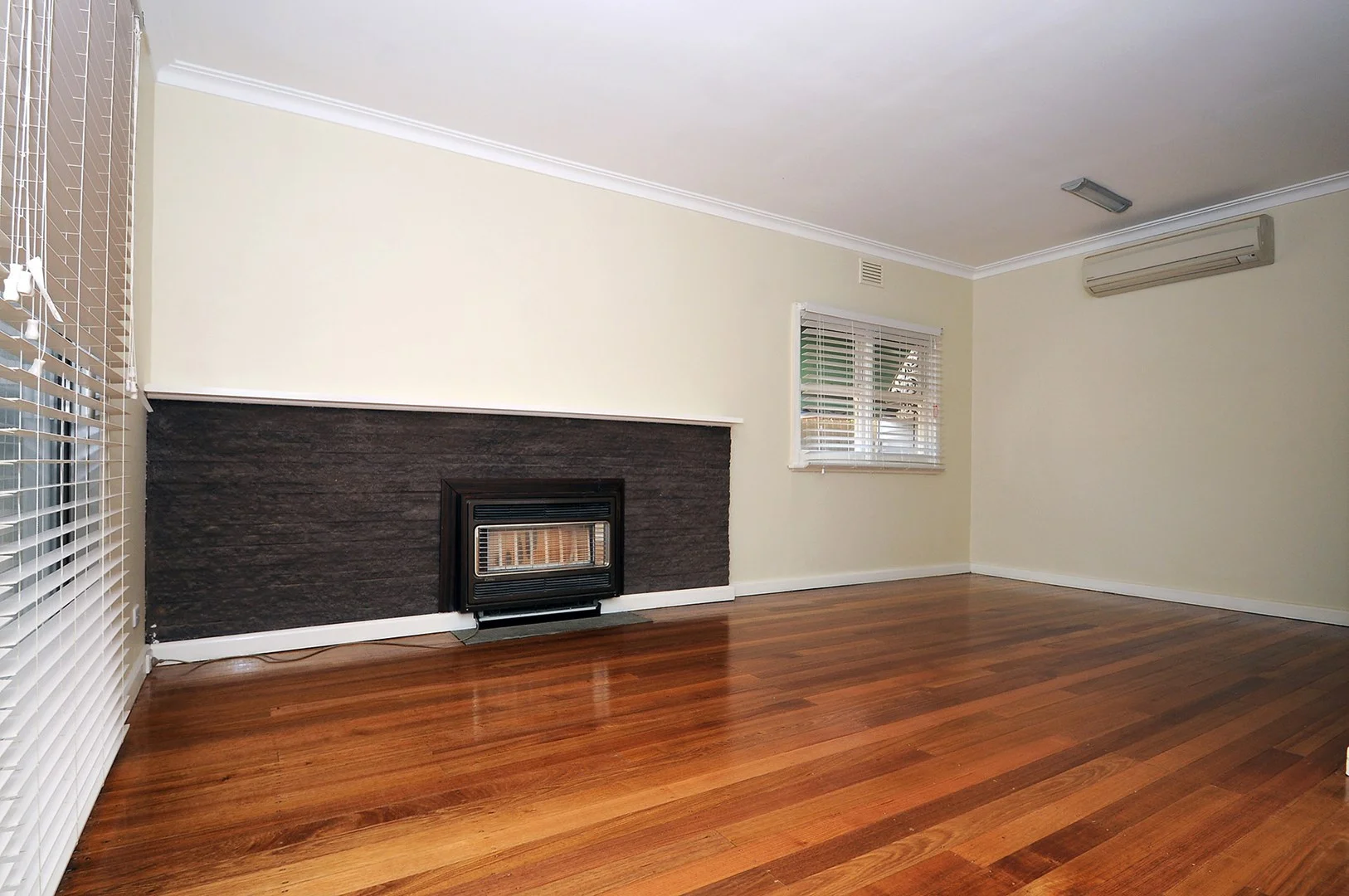 Additional image 2 of 16 Allen Street, Glen Waverley VIC 3150
