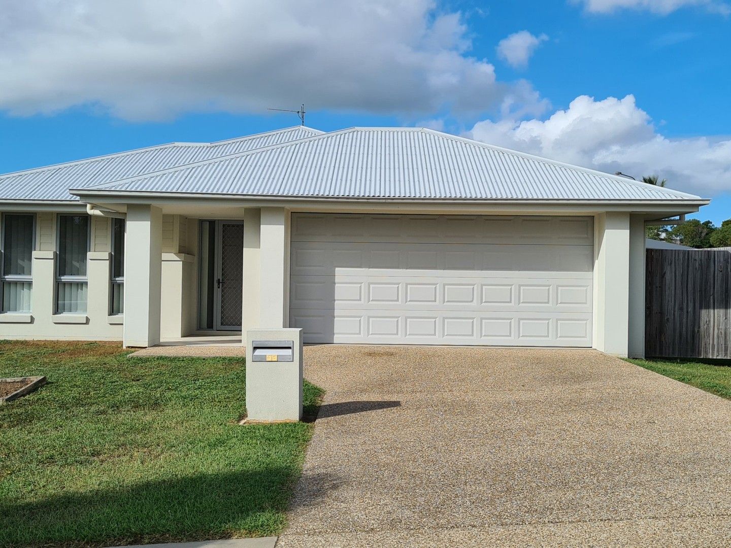 4 bedrooms House in 59 Stern Road TANNUM SANDS QLD, 4680