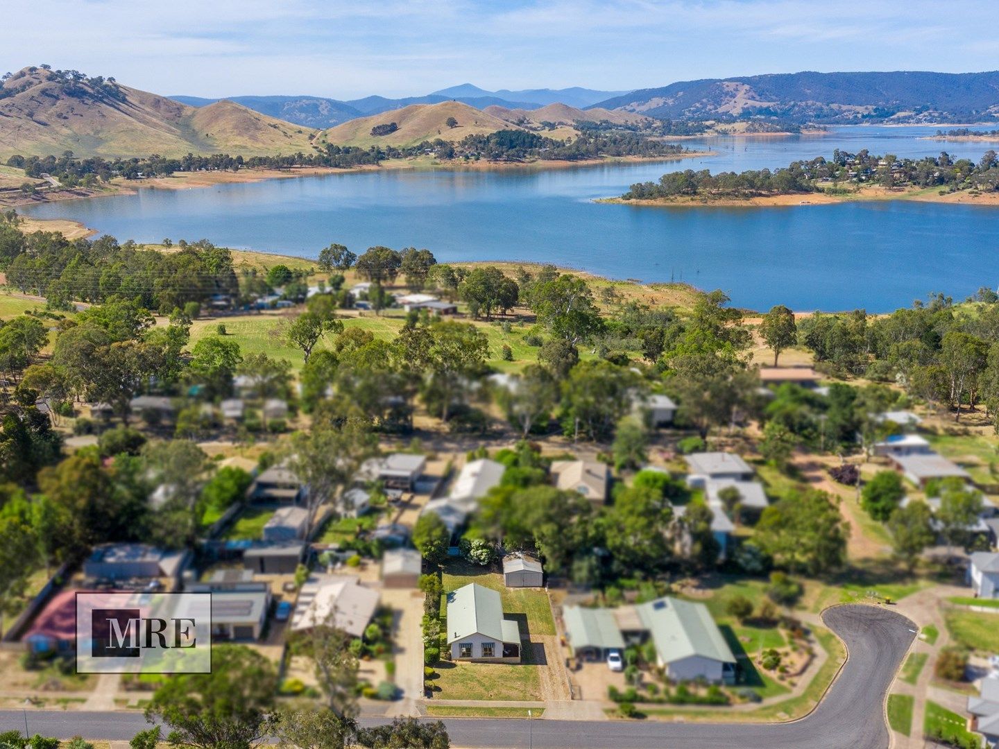 10 Chanro Court, Bonnie Doon VIC 3720, Image 0