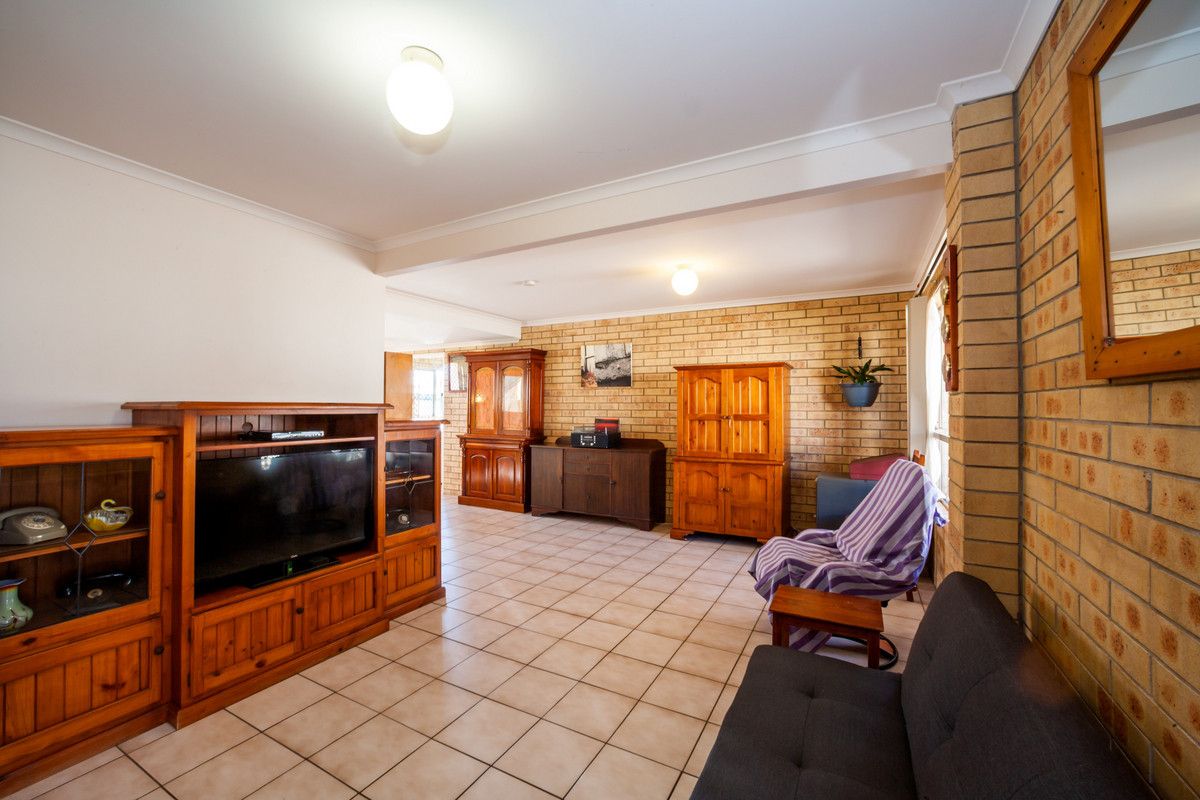 3/2 Hunter Street, Bundaberg South QLD 4670, Image 2