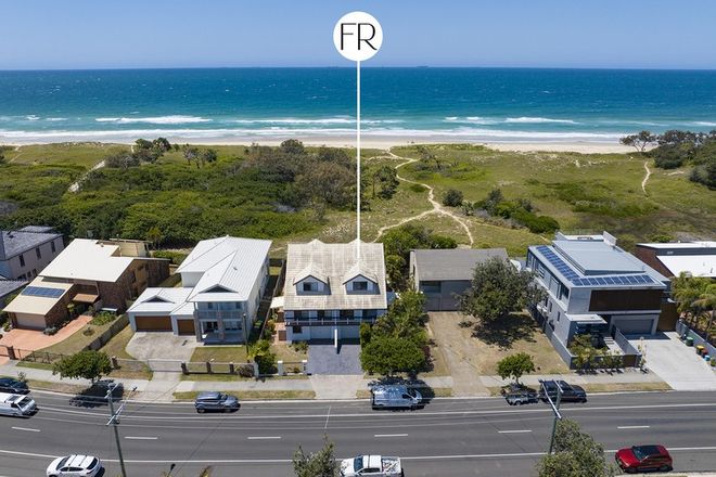 Picture of 2/23 Oceanic Drive, WARANA QLD 4575