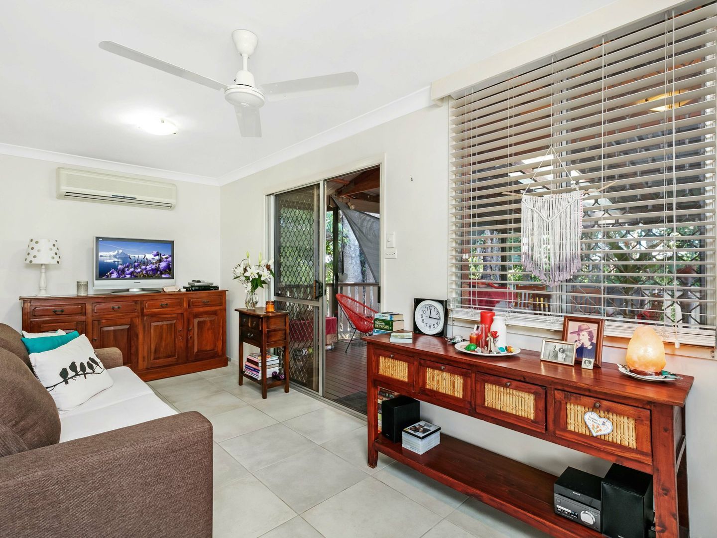 3/23 Heavey Crescent, Whitfield QLD 4870, Image 2