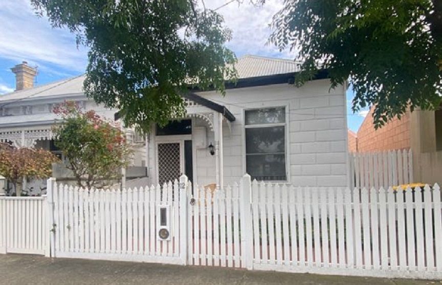 2 bedrooms House in 12 Anderson Street EAST GEELONG VIC, 3219