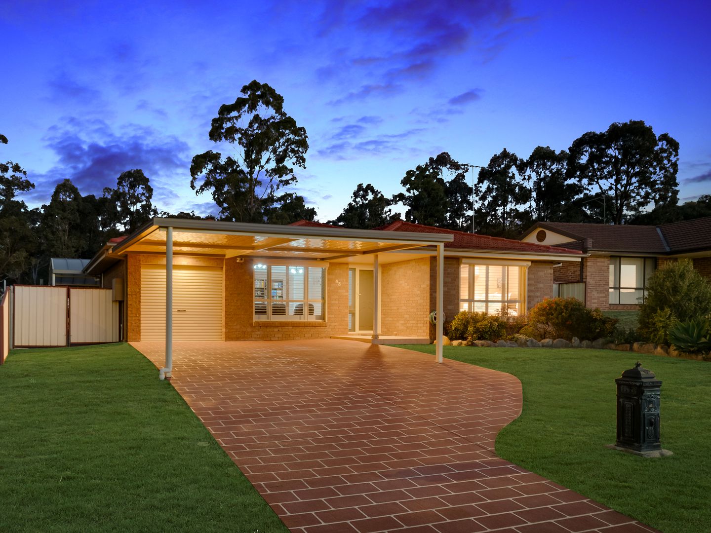 43 Carbasse Crescent, St Helens Park NSW 2560, Image 1