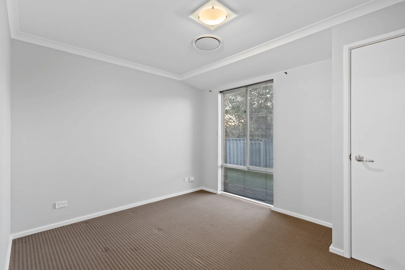 Additional image 21 of 26 Baltic Mews, Waikiki WA 6169