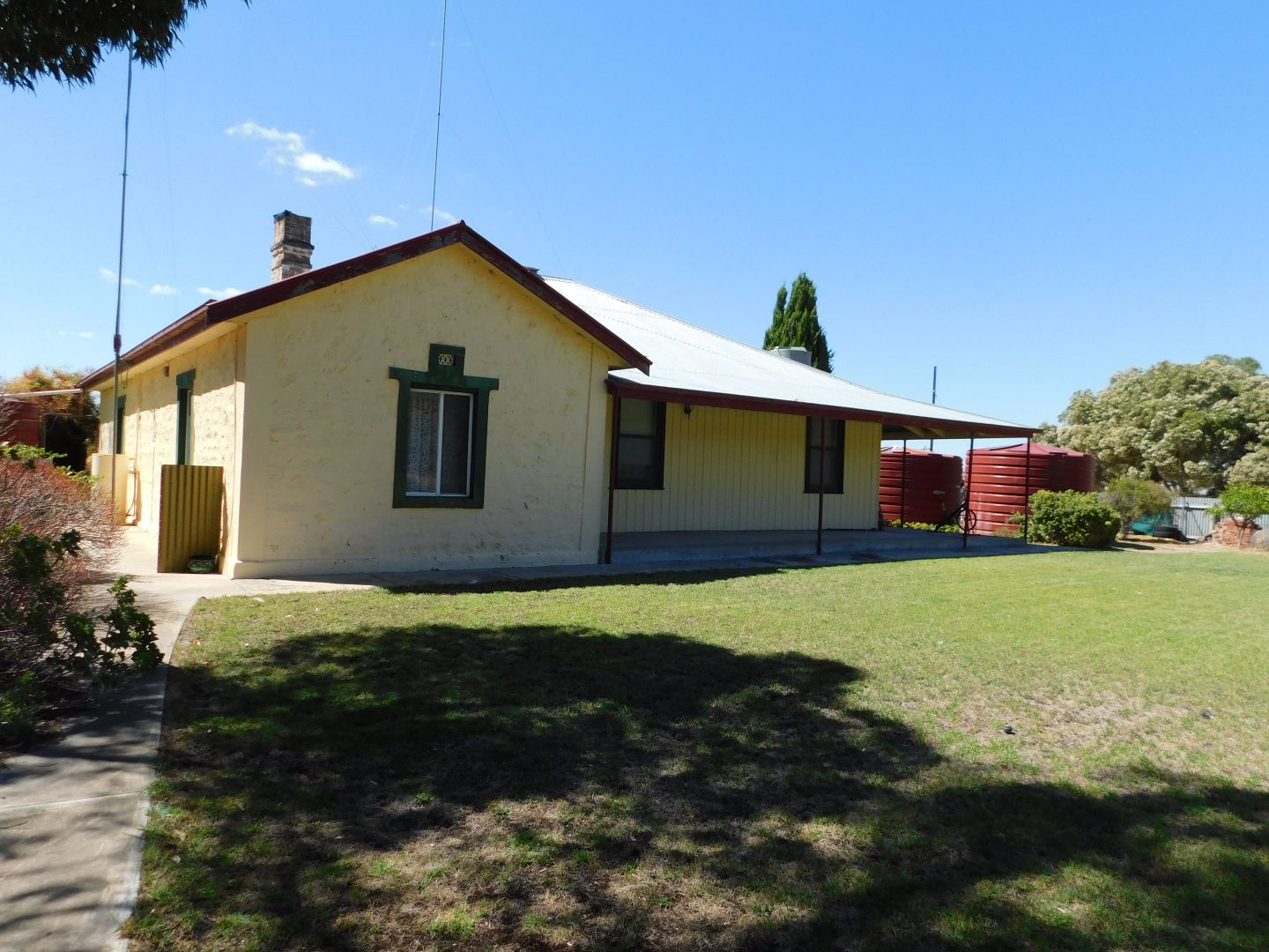 13 Obst Road, Bordertown South SA 5268, Image 2