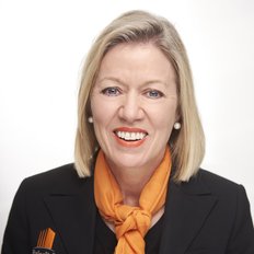 Louise Svensen, Sales representative