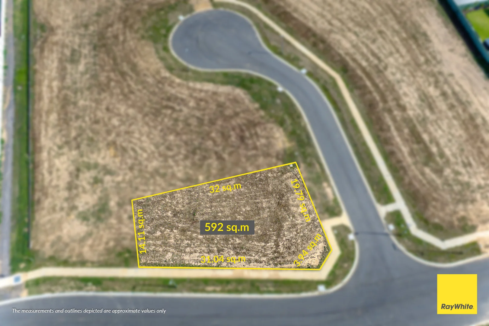 Additional image 5 of 1 Peachleaf Court, Epsom VIC 3551