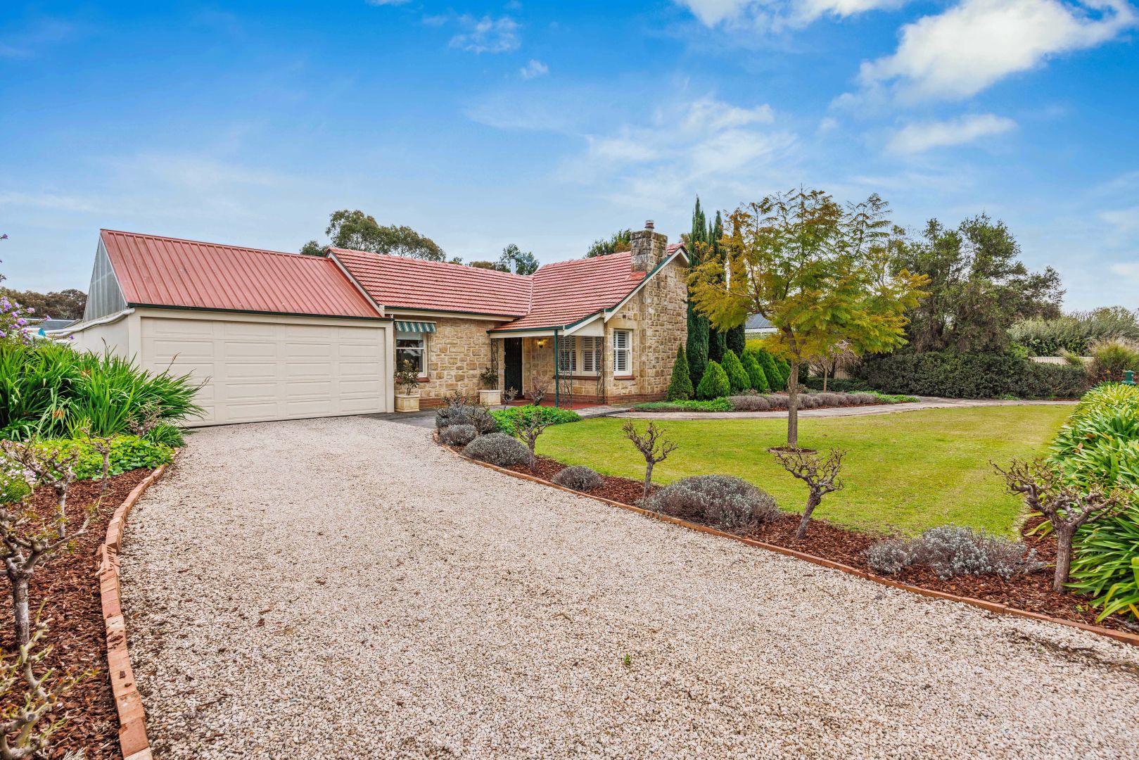 11 Ashbourne Road, Strathalbyn SA 5255, Image 2