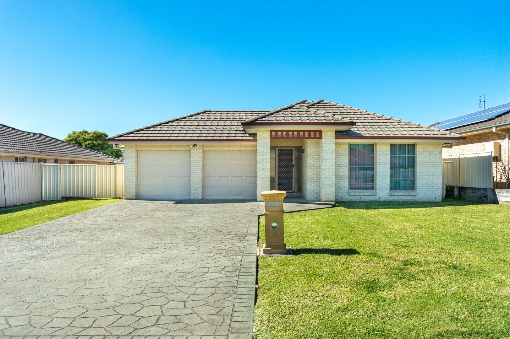 10 Kembla Close, Nowra NSW 2541, Image 0