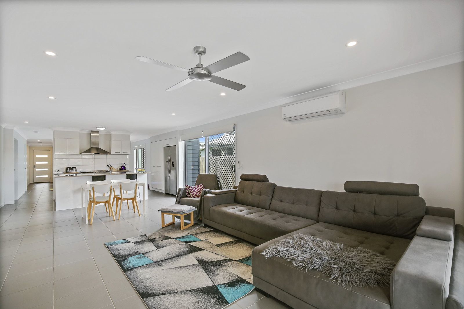 37 Olive Circuit, Caloundra West QLD 4551, Image 0