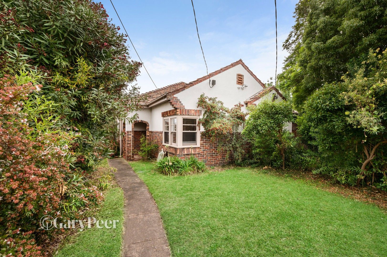 2 bedrooms House in 4 Garden St ELSTERNWICK VIC, 3185