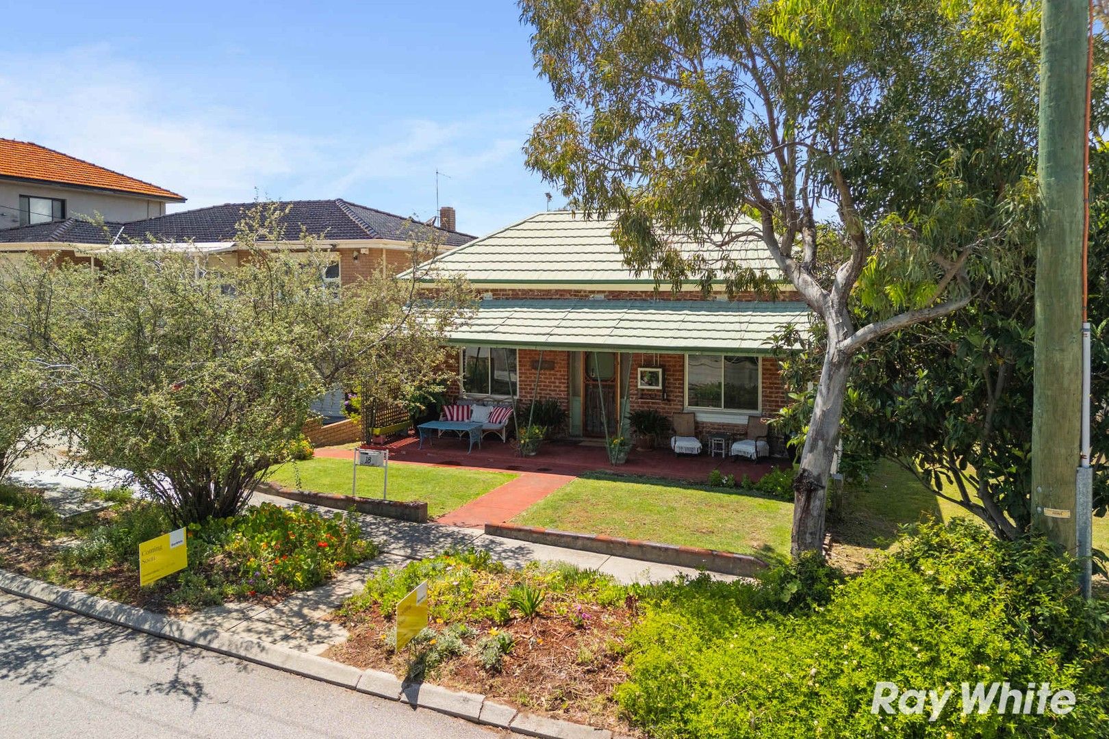 3 bedrooms House in 18 Sea View Street BEACONSFIELD WA, 6162