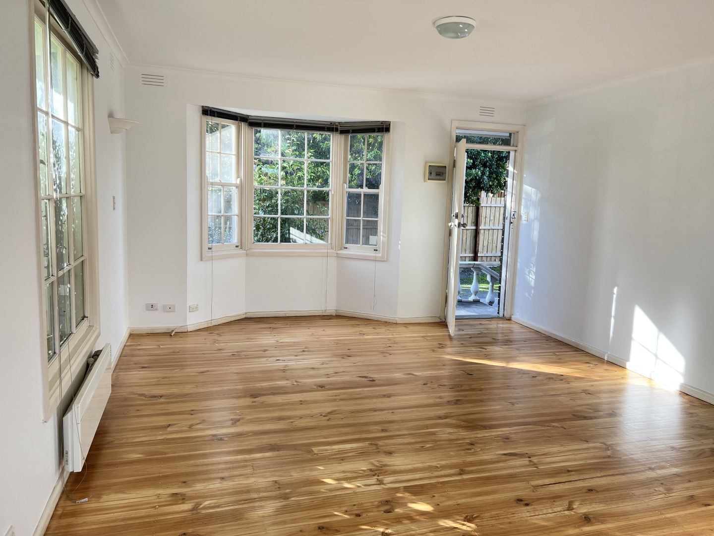 1/44 St Elmo Road, Ivanhoe VIC 3079 Apartment For Rent Domain