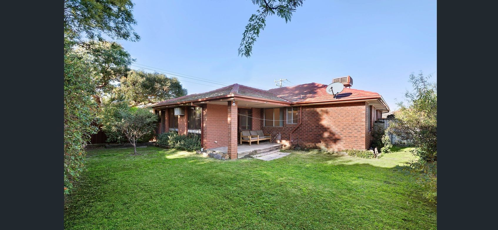 3 bedrooms House in 8 Brownlow Crescent EPPING VIC, 3076