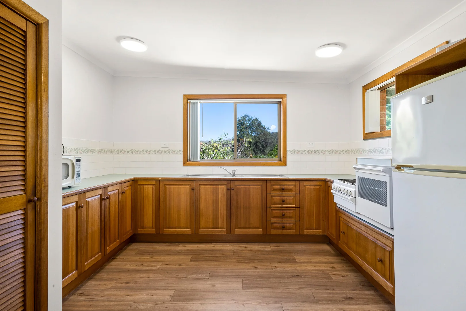 Additional image 4 of 69 Anglers Parade, Fishermans Paradise NSW 2539