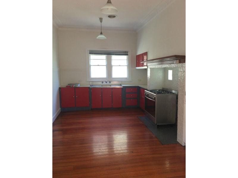 84 Ford Street, Newport VIC 3015, Image 2