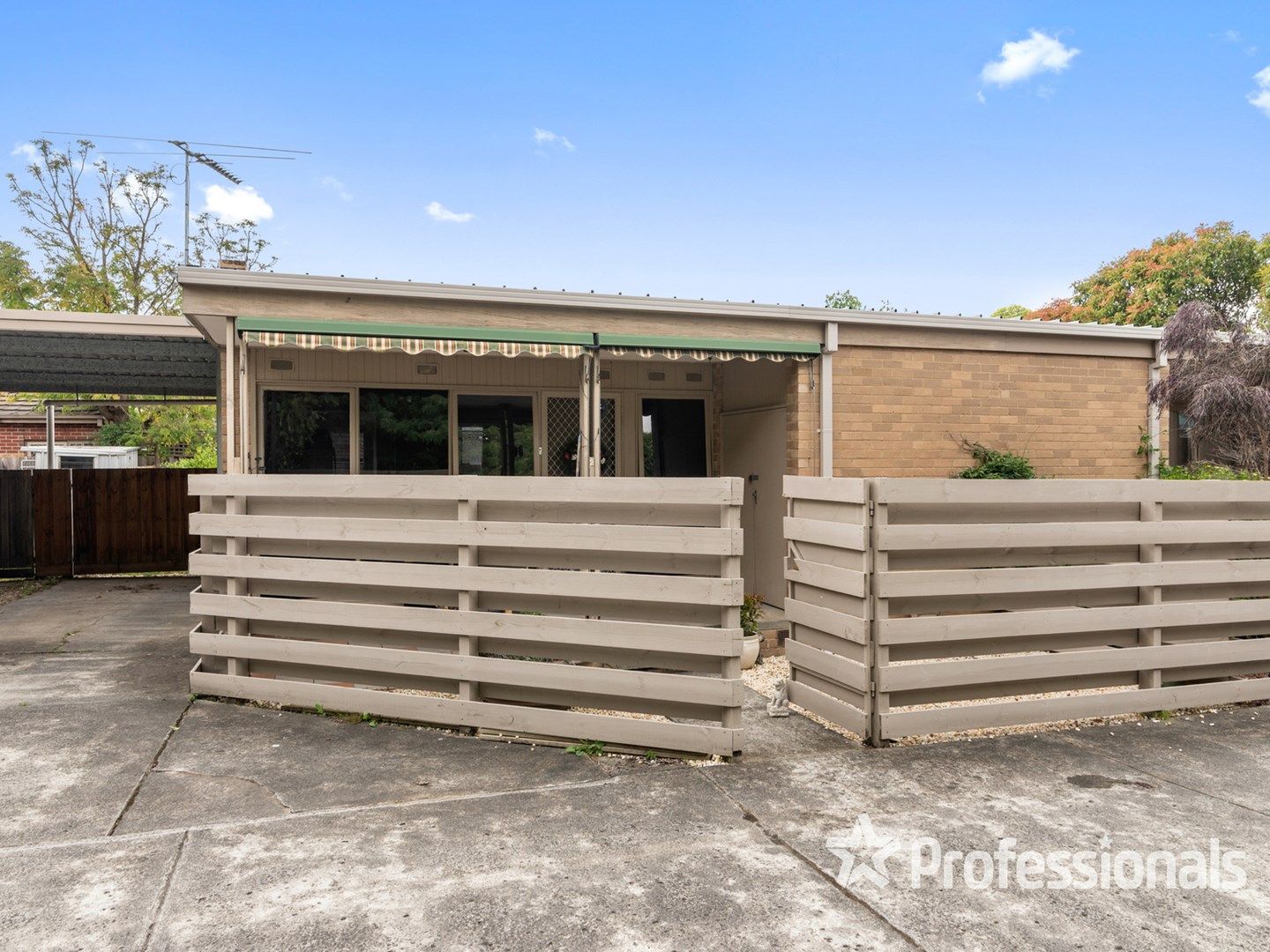 2/34 Plumer Street, Croydon VIC 3136, Image 2