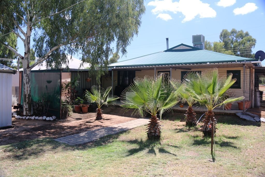 30 Hammond Street, Bencubbin WA 6477, Image 1