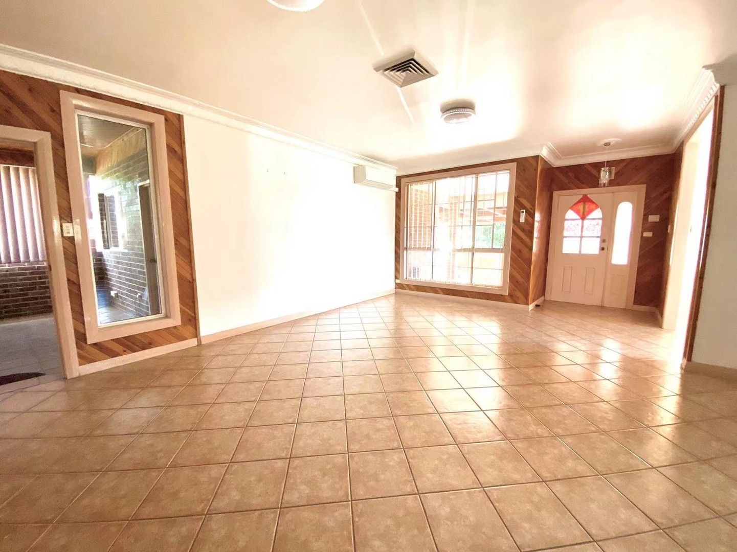 5 bedrooms House in 42 Constance st GUILDFORD NSW, 2161