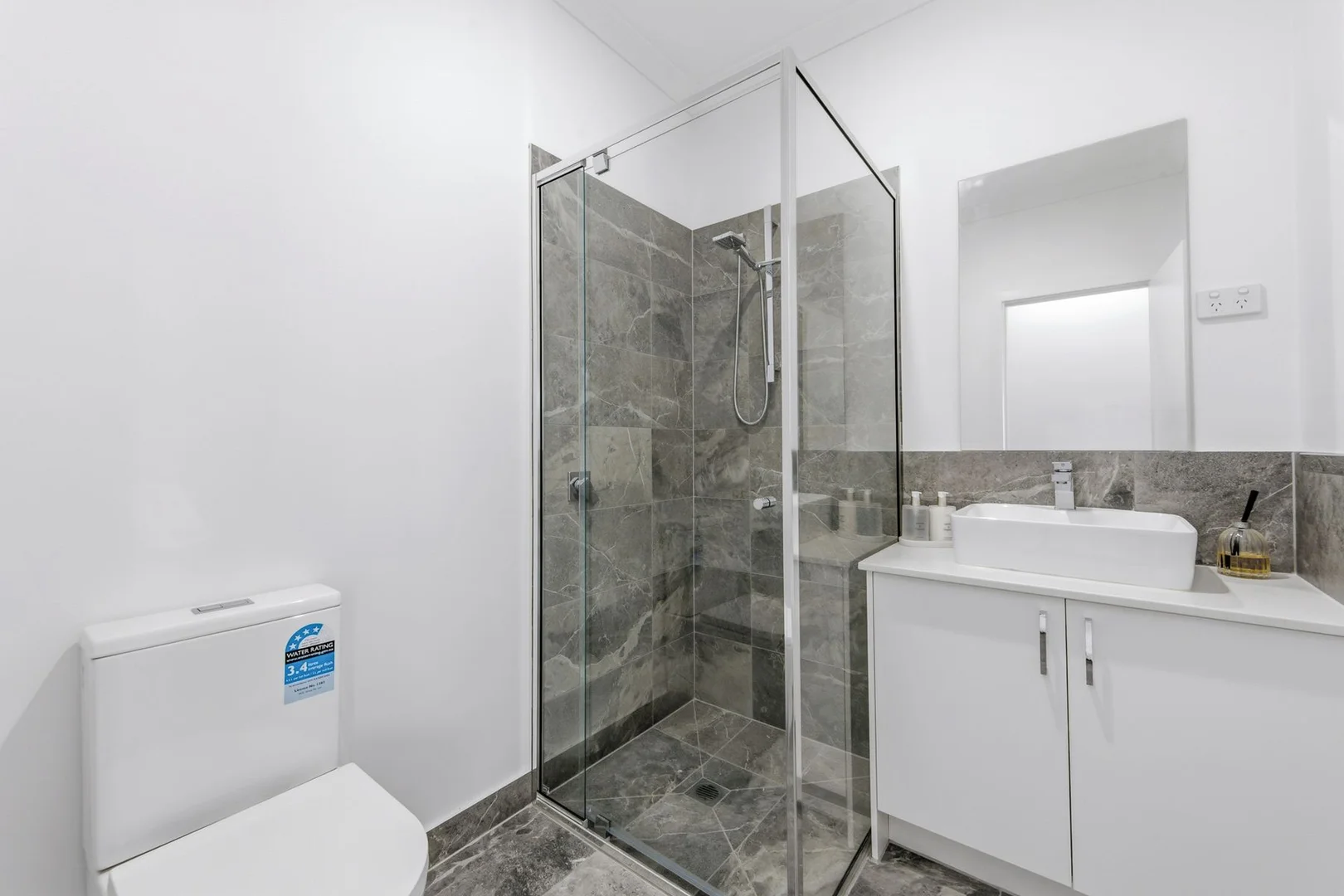 Additional image 7 of 3/4 Rubida Court, Endeavour Hills VIC 3802