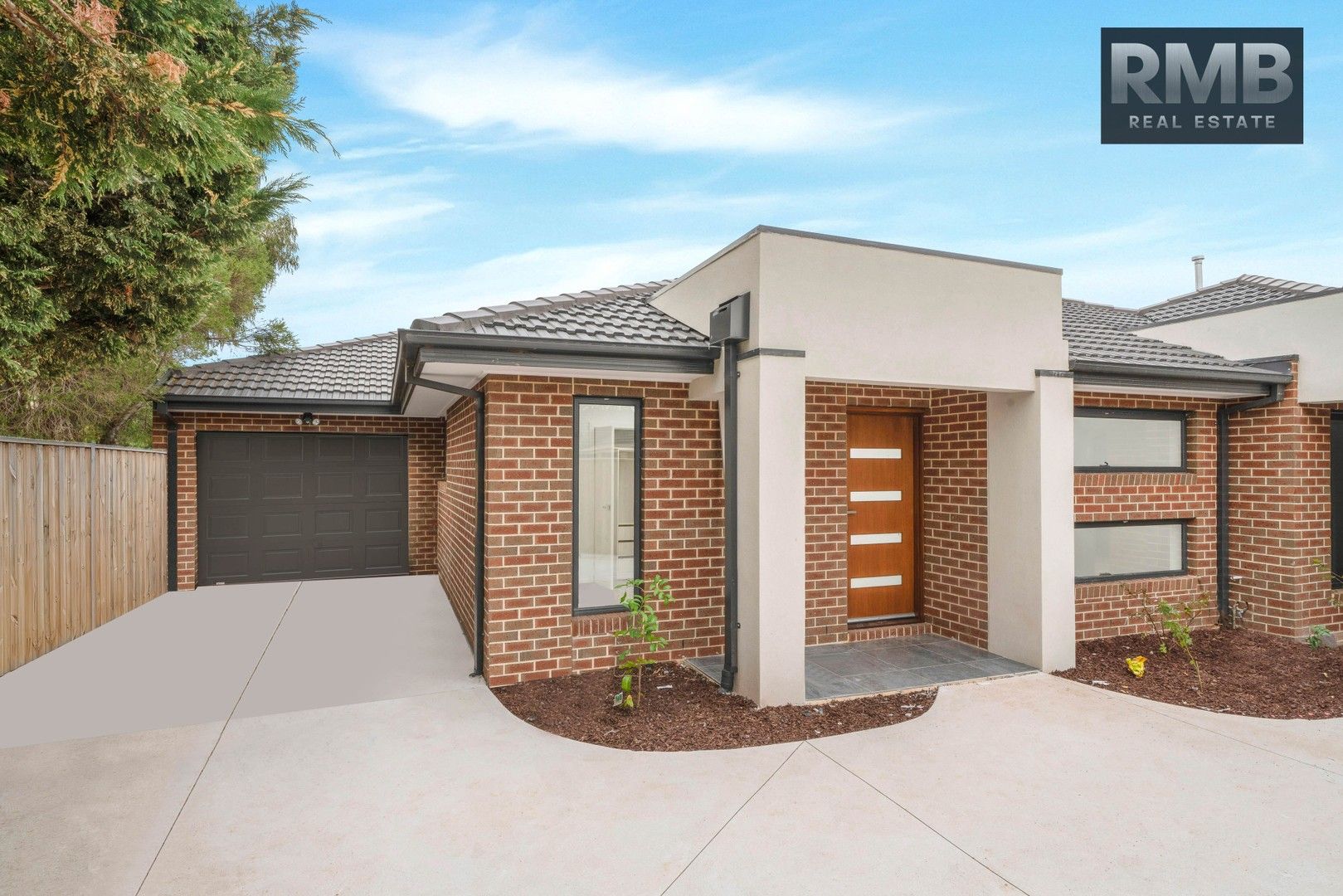 2/21 Parklands Grove, Werribee VIC 3030, Image 2