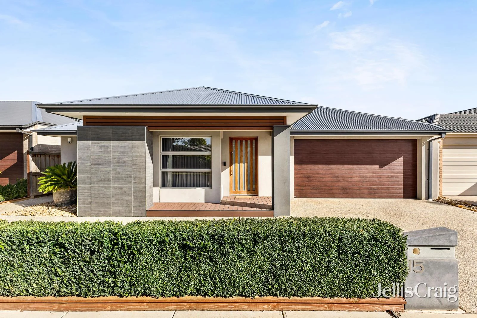 15 Coledale Drive, Weir Views VIC 3338
