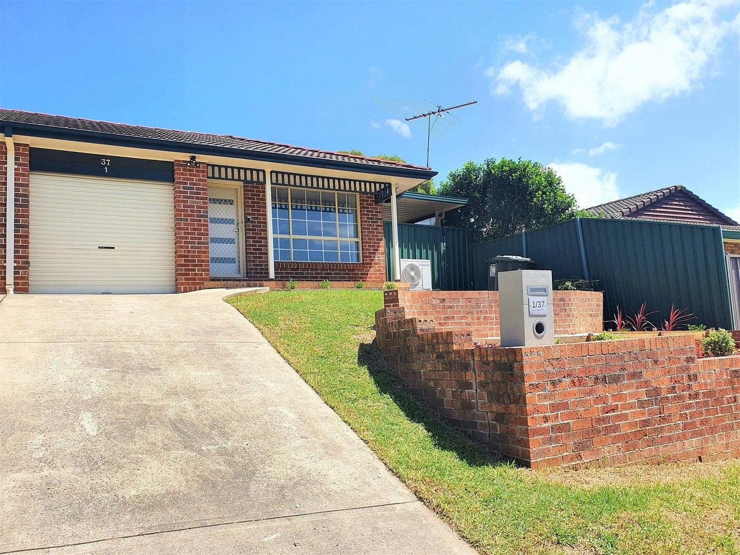 1/37 Ballantrae Drive, St Andrews NSW 2566, Image 0