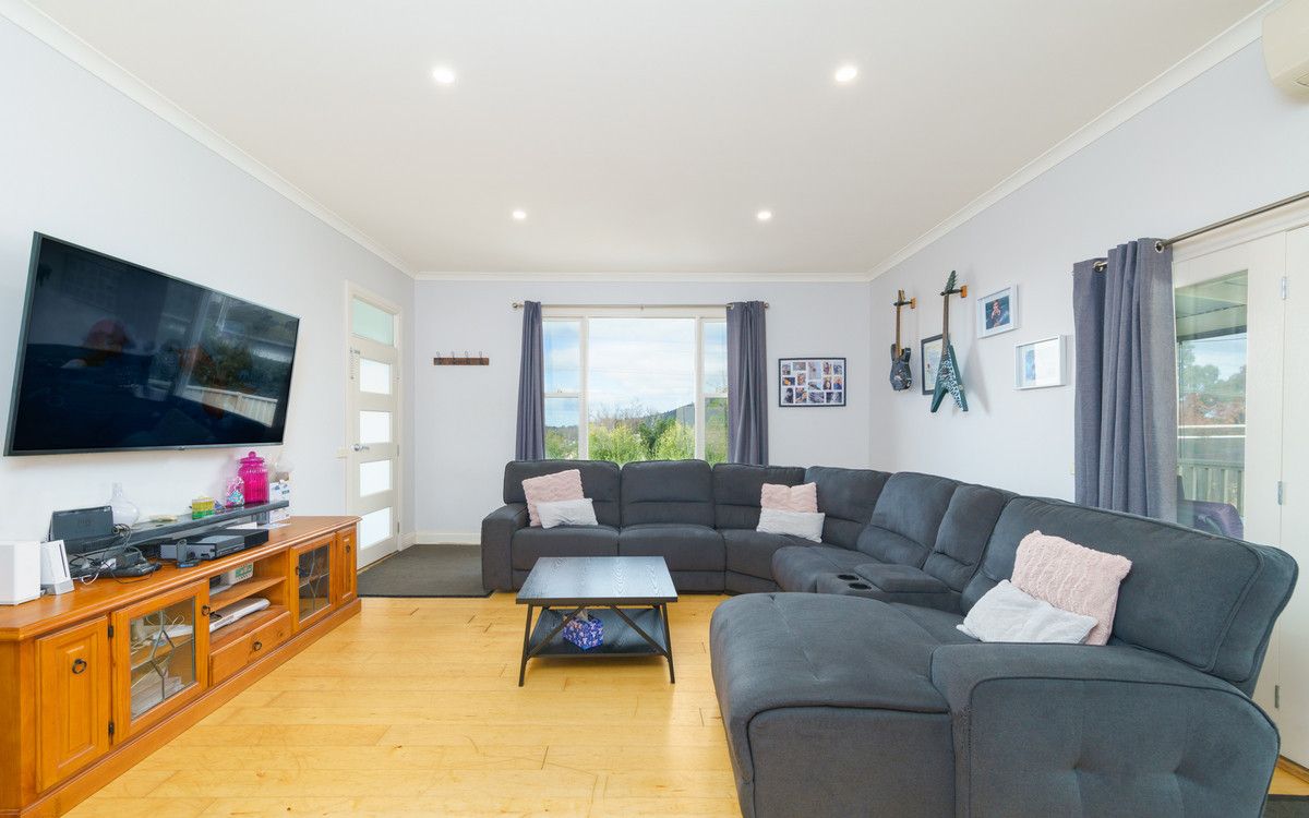 21 Fenton Street, Camperdown VIC 3260, Image 1