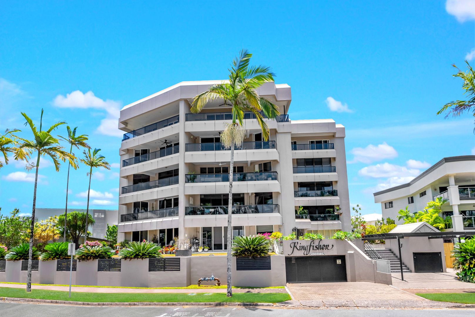 17/281 Esplanade, Cairns North QLD 4870, Image 1