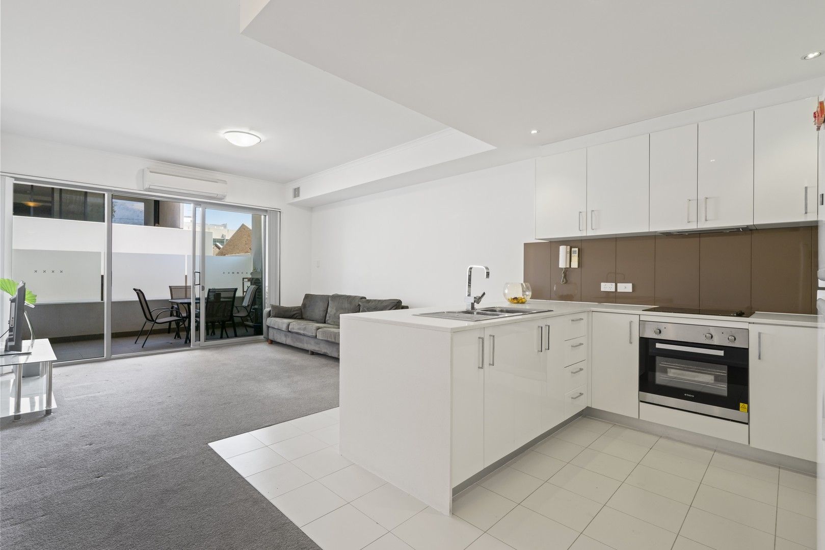 1 bedrooms Apartment / Unit / Flat in 7/287 Vincent Street LEEDERVILLE WA, 6007