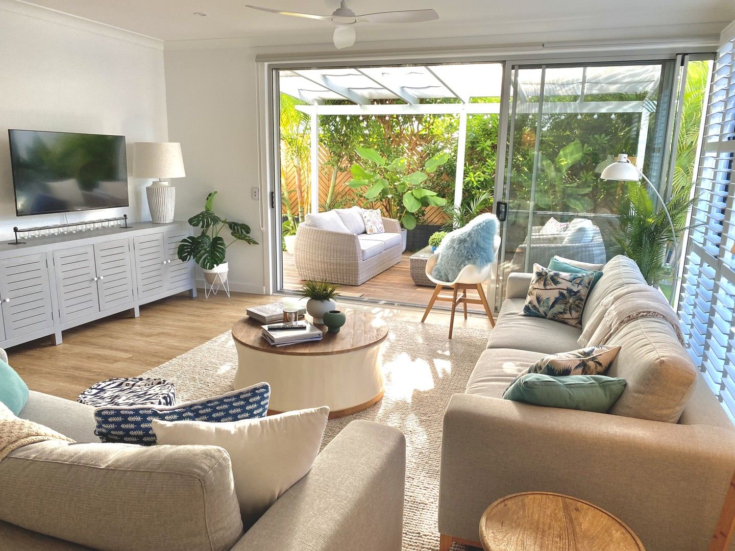 2 bedrooms Apartment / Unit / Flat in 71 Doonella Street TEWANTIN QLD, 4565