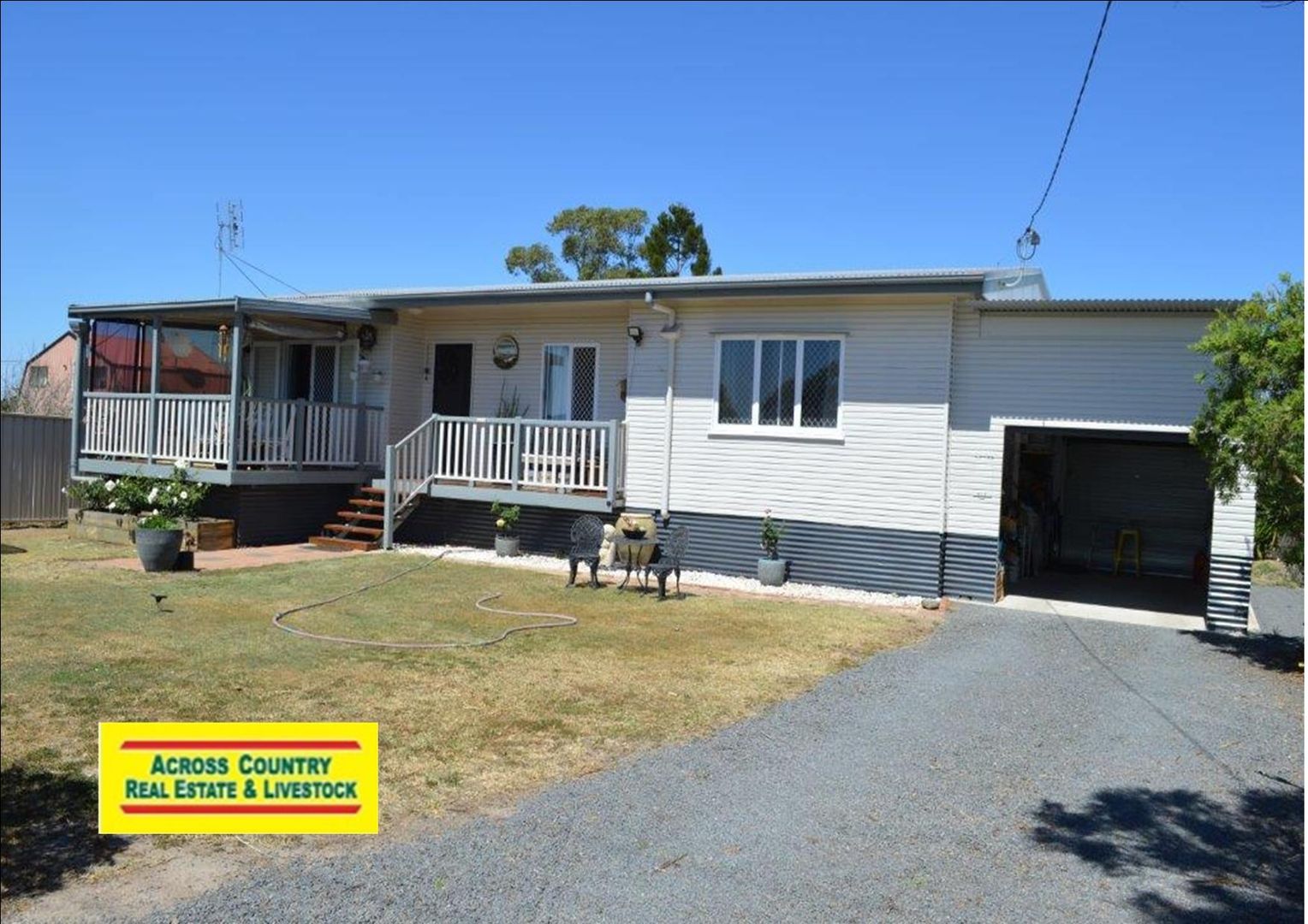 906, Moffatdale QLD 4605 Domain