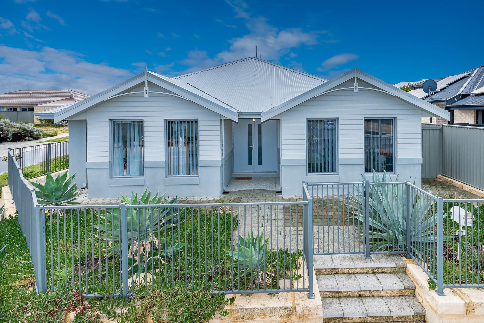 11 Cornflower Drive, Eglinto Property History & Address Research Domain