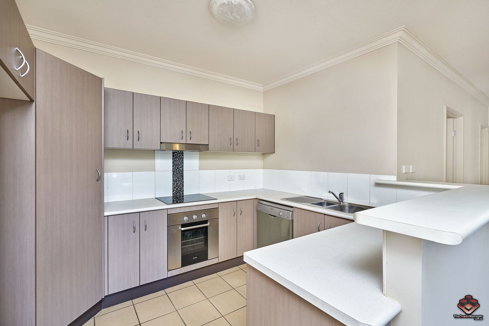 3 bedrooms Apartment / Unit / Flat in ID:21089534/22 Ward Street MOOROOBOOL QLD, 4870