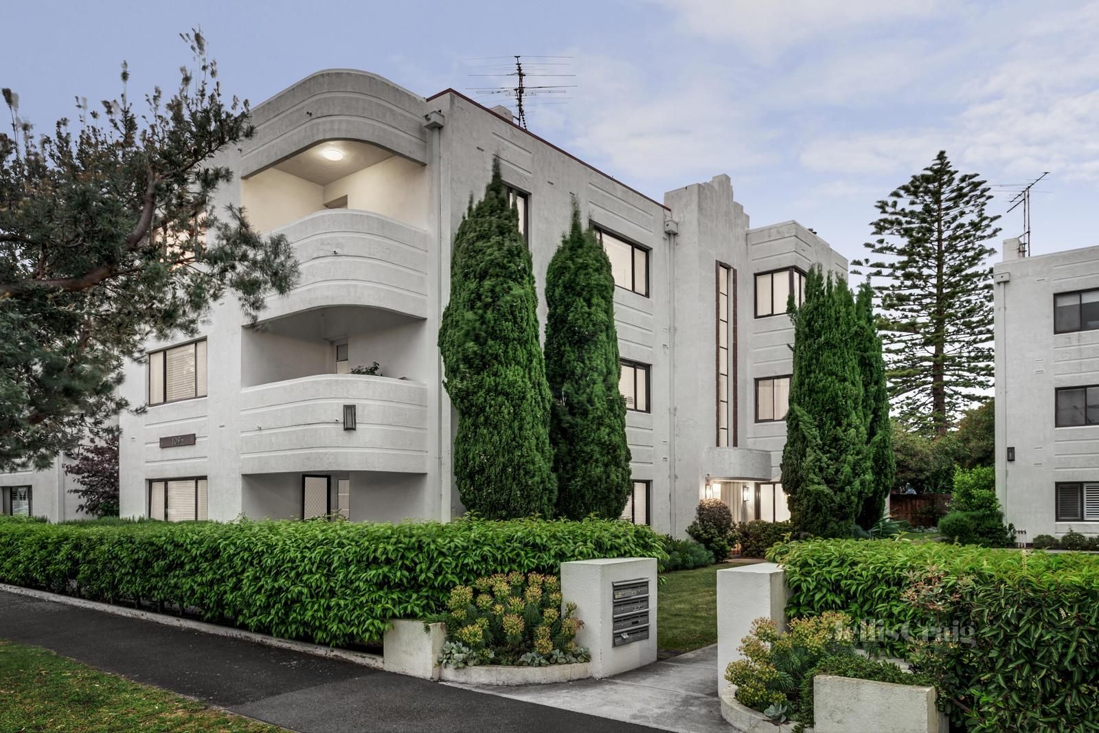 9/109 Nimmo Street, Middle Park Property History & Address Research