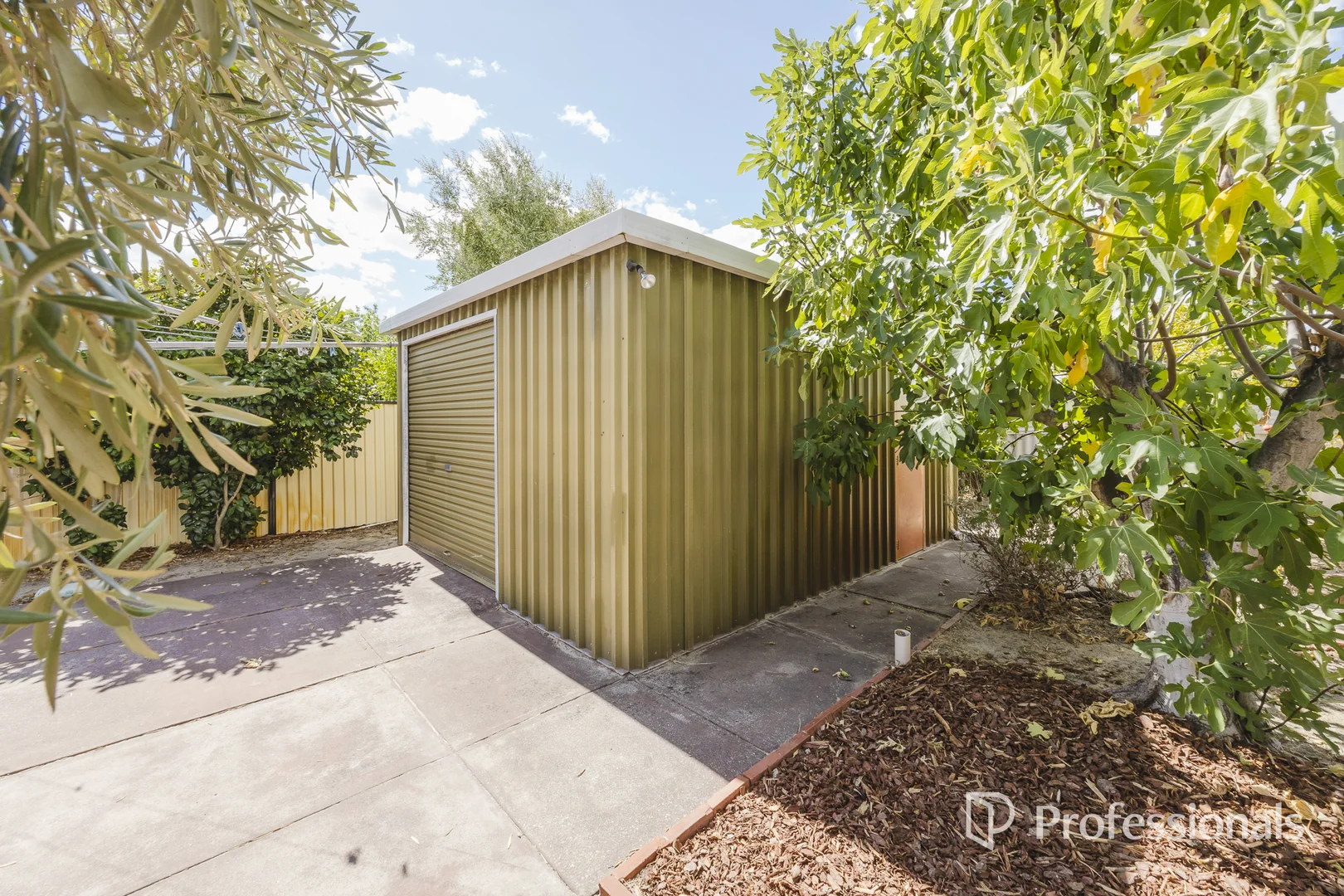 Additional image 34 of 45 Marangaroo Drive, Marangaroo WA 6064