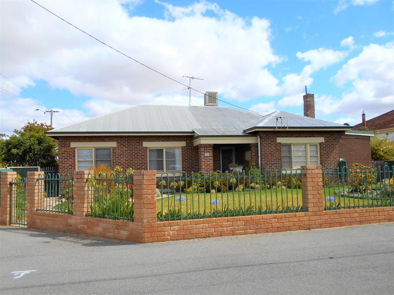 61 Carew Street, Katanning WA 6317, Image 0