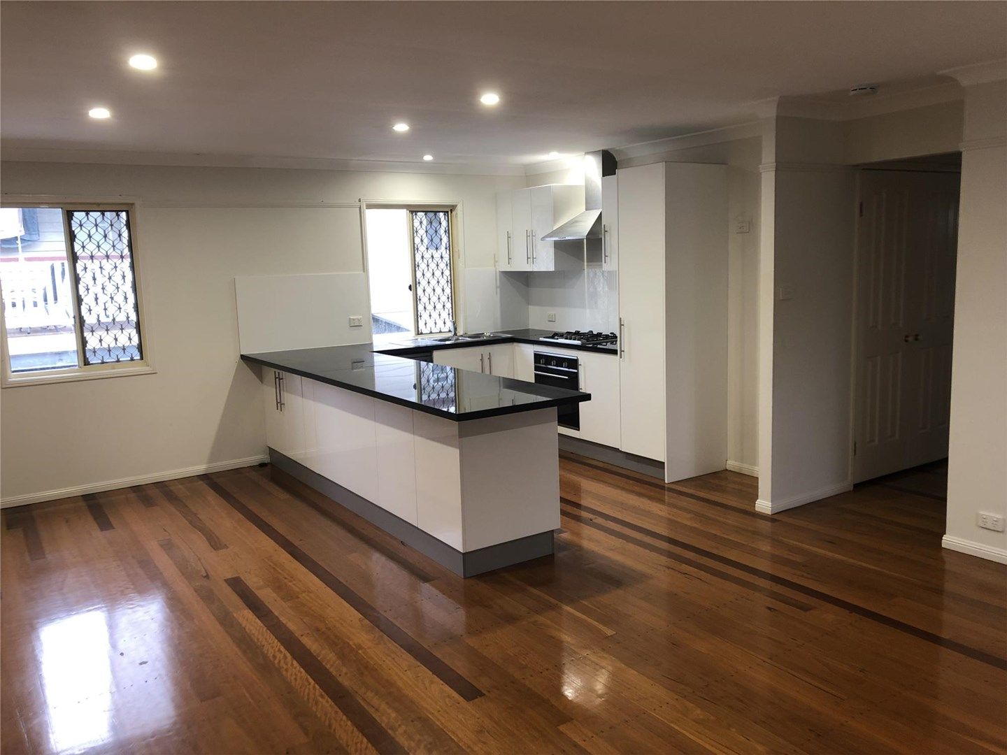 3 bedrooms House in 29 Mearns Street FAIRFIELD QLD, 4103