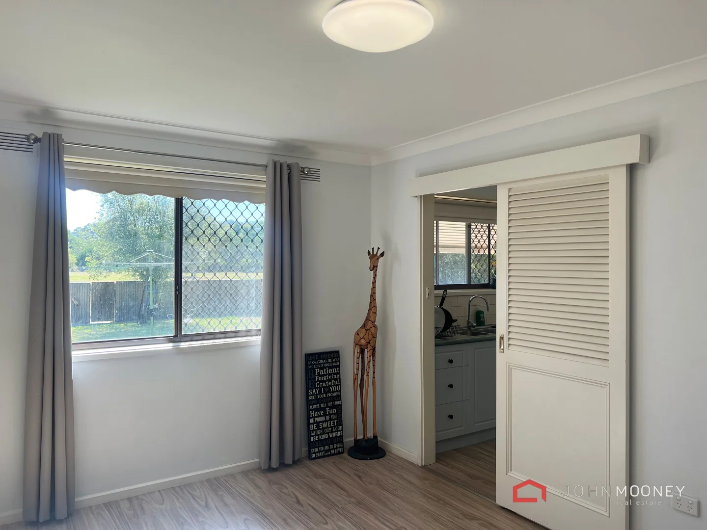 Additional image 3 of 19 Norfolk Avenue, Lake Albert NSW 2650