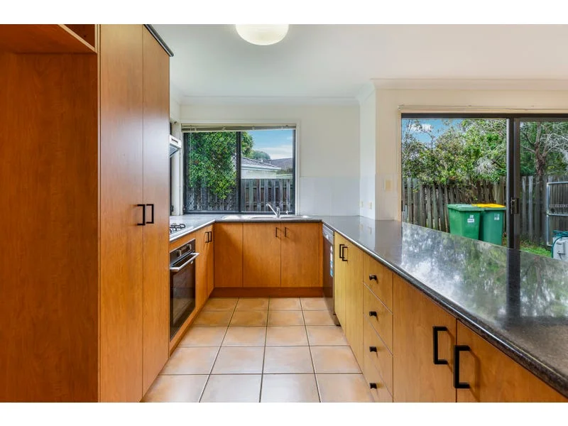 Additional image 8 of 28/107-111 Arundel Drive, Arundel QLD 4214