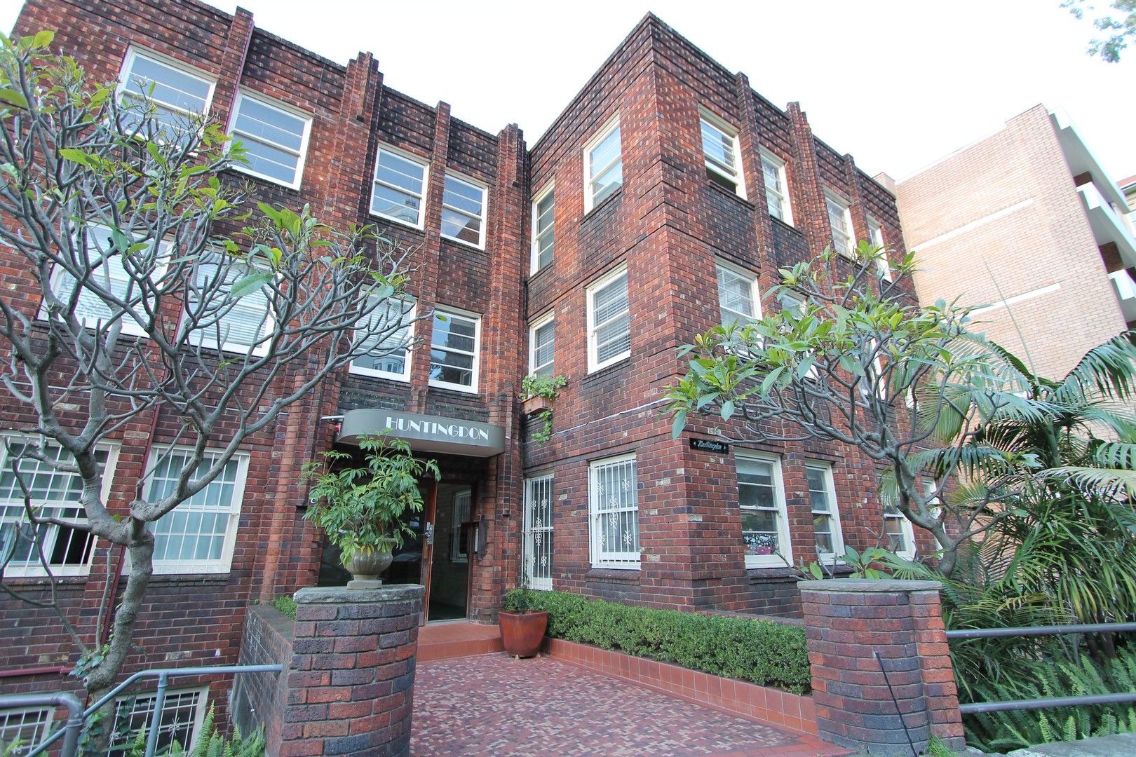 1 bedrooms Apartment / Unit / Flat in 6/8 Onslow Avenue ELIZABETH BAY NSW, 2011