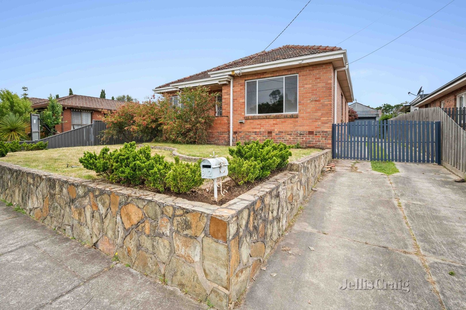 3 bedrooms House in 912 Ligar Street SOLDIERS HILL VIC, 3350