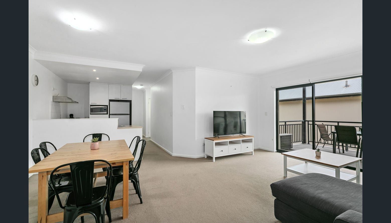 2 bedrooms Apartment / Unit / Flat in UNIT 35/250 BEAUFORT STREET PERTH WA, 6000