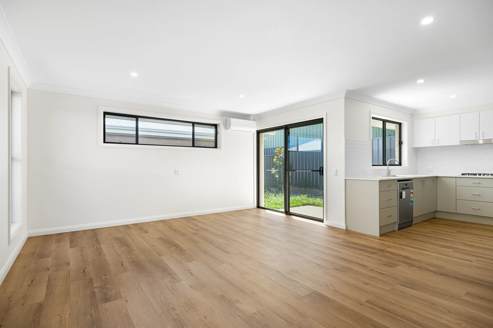 Additional image 5 of 4/44 Milray Street, Swansea NSW 2281