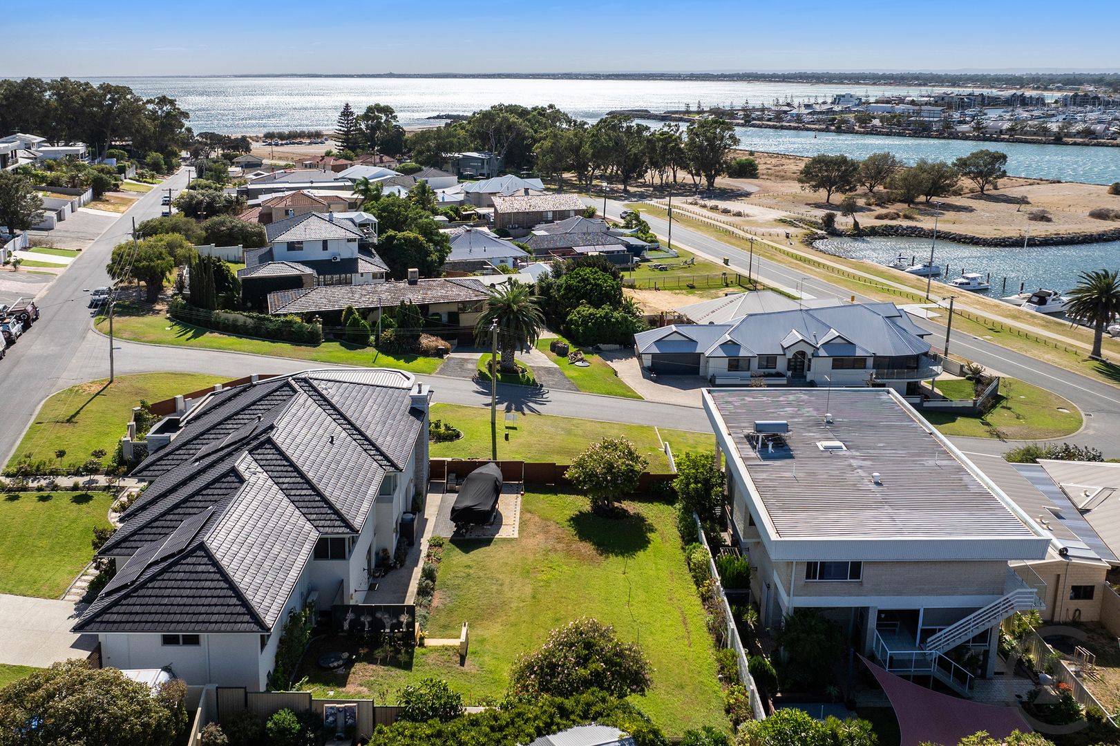 2B View Street, Halls Head WA 6210, Image 2