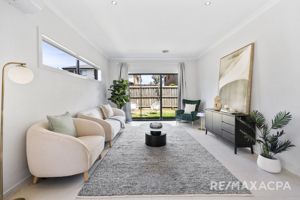 15 Pembridge Avenue, Williams Landing VIC 3027, Image 0