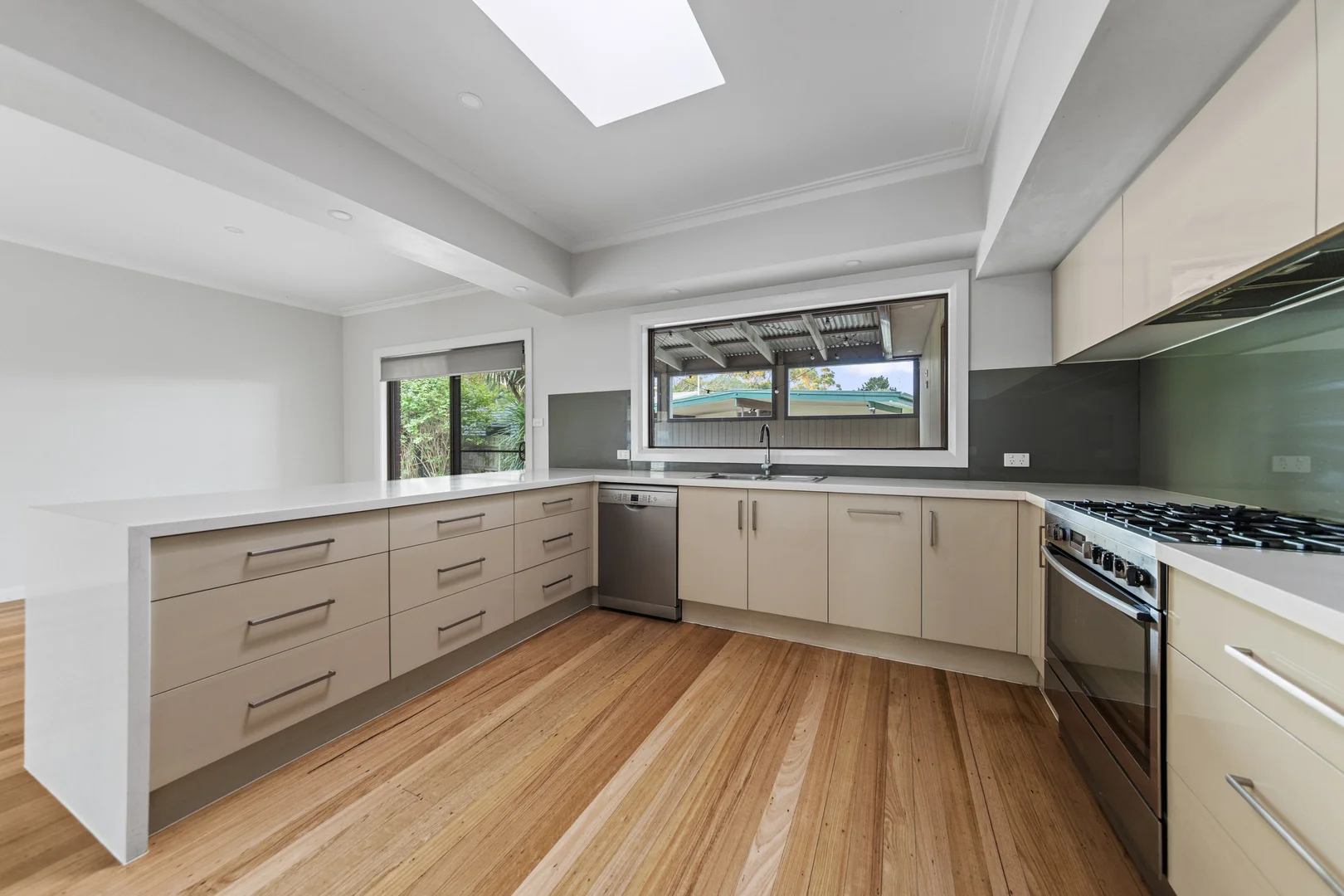 Additional image 6 of 37 Tivendale Road, Officer VIC 3809