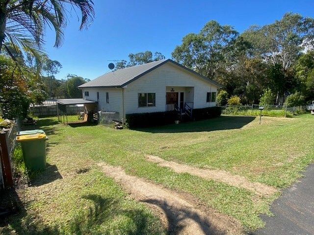 19 Francis Rd, Macleay Island QLD 4184, Image 1